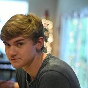 Meet your Posher, Nicholas